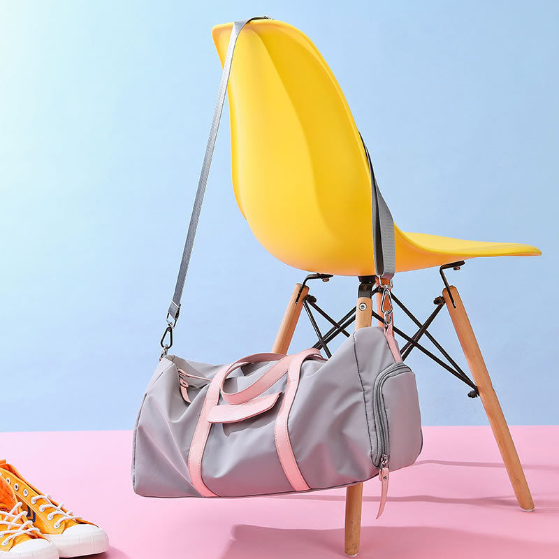 Separate Dry and Wet Sports Gym Bag, Female Hand Travel Bag